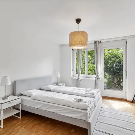 Apartment Spacious In