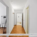 Apartment Spacious In *